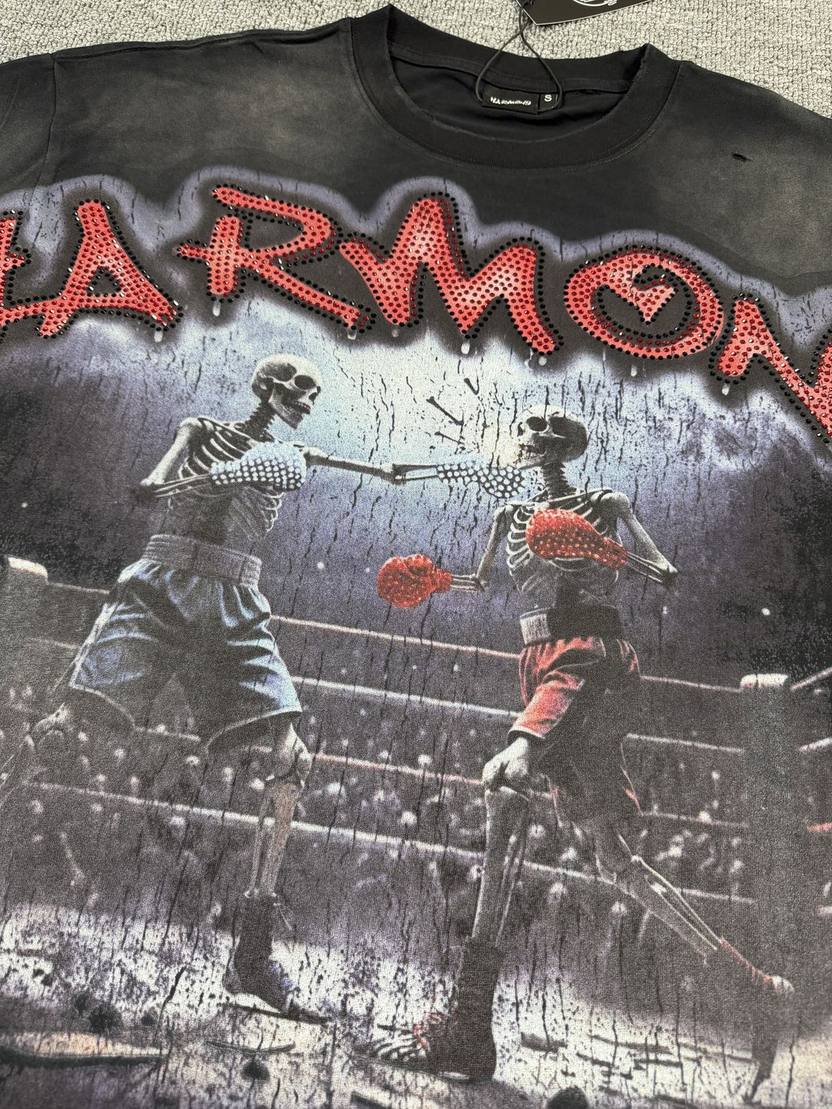 HARMONY New Age Boxing Graphic T-Shirt — detail